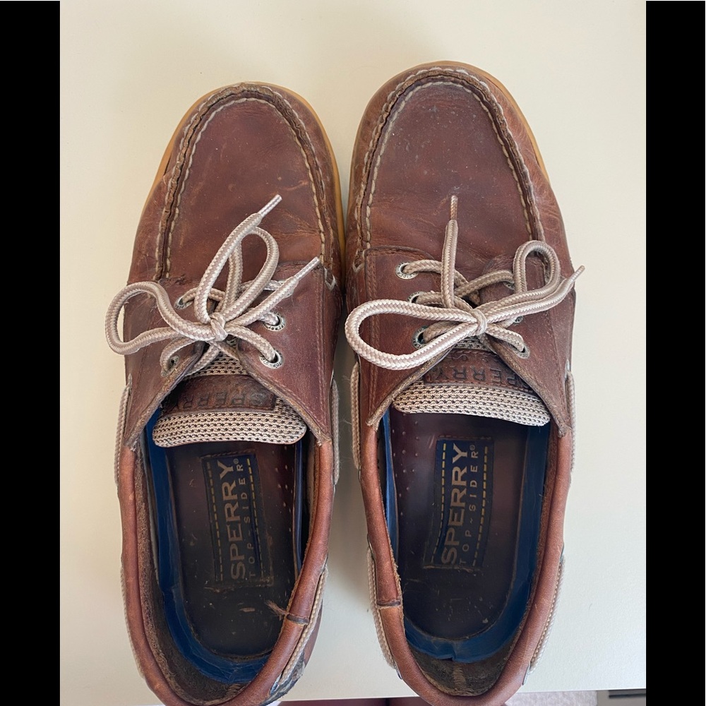 Sperry Topsiders!